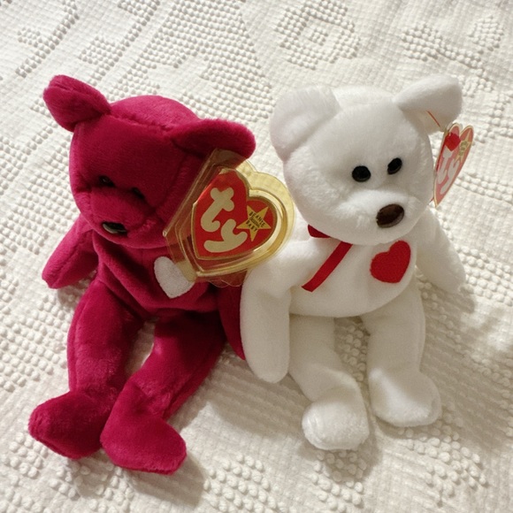 Ty Beanie Babies Red and White Bears - Picture 1 of 5